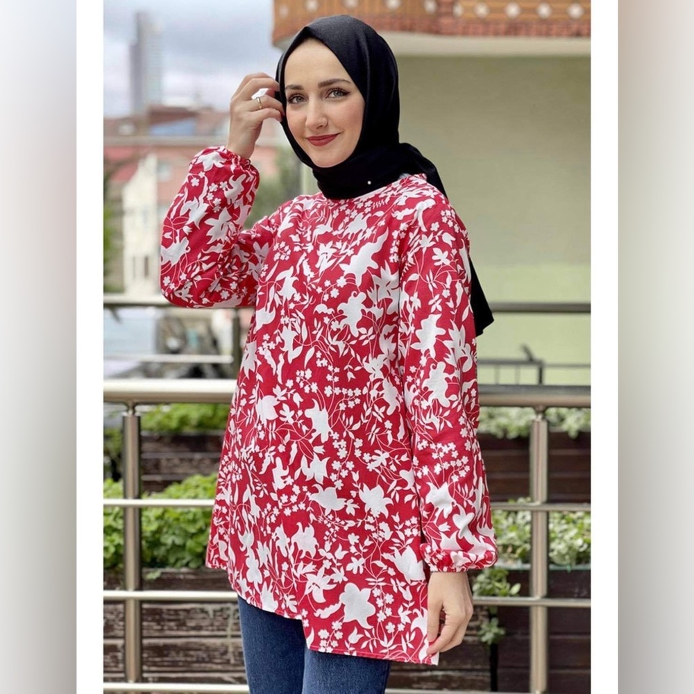 Modest Floral Long Sleeve Tunic